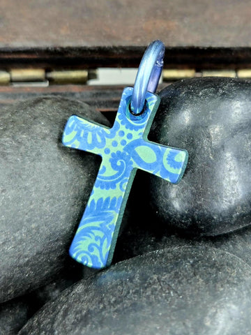 CROSS PENDANT NECKLACE titanium
