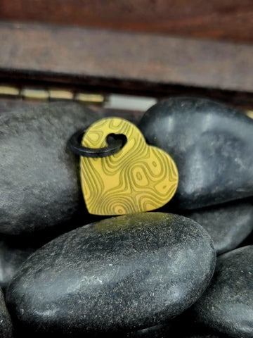 TITANIUM HEART PENDANT ladies laser etched valentines