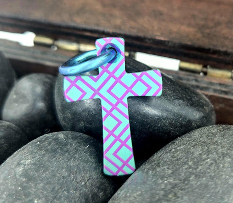 CROSS PENDANT NECKLACE titanium