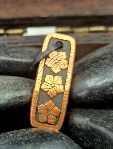 COPPER FLOWERS PENDANT
