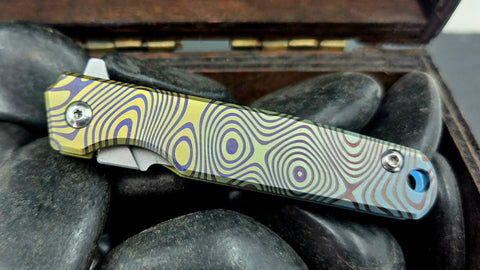 TITANIUM SCALPEL EDC