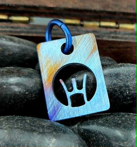 AR 15 titanium zipper pull / pendant GUN SIGHT